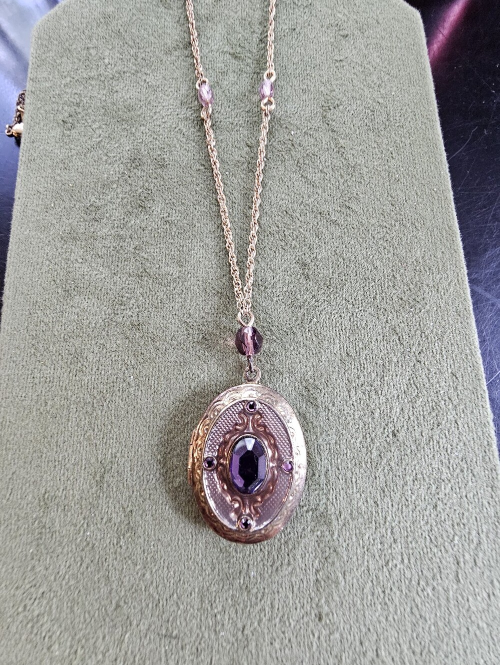 Vintage Avon Locket Necklace